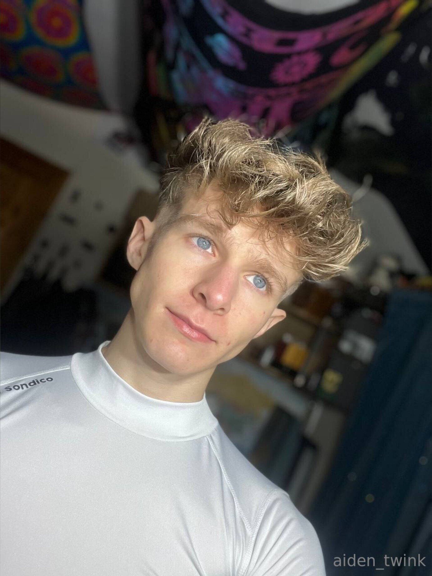 Aiden_official (18+) profile image