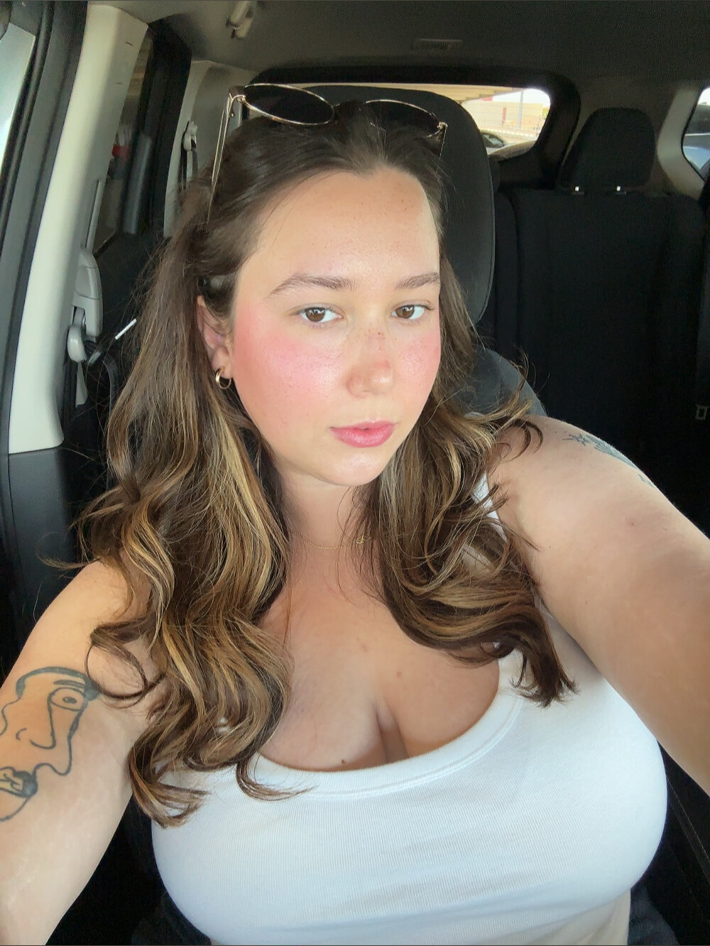 summer profile image