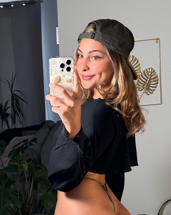 𝐒𝐭𝐞𝐟𝐲 𝐅𝐮𝐥𝐥𝐲 𝐍𝐚𝐤𝐞𝐝🍌 profile image