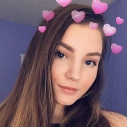 melanie profile image