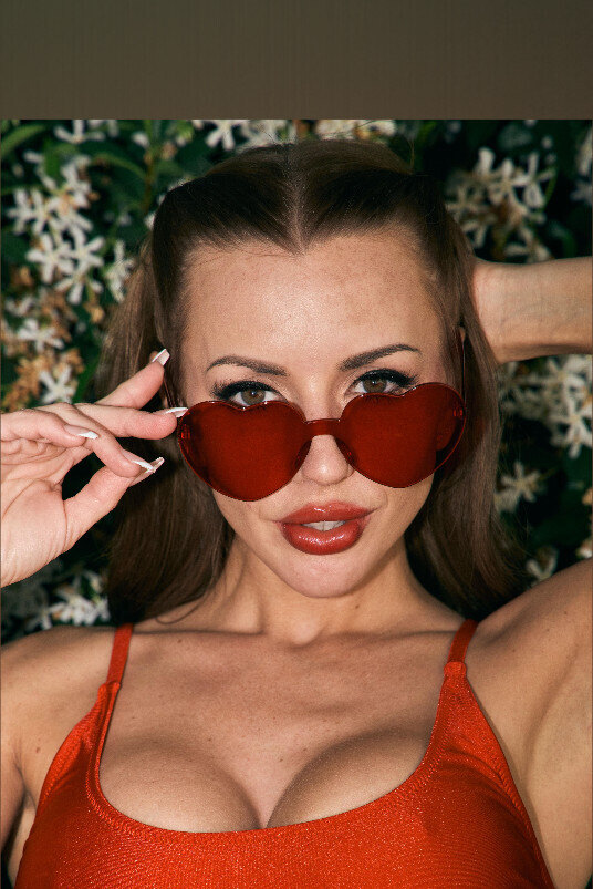 Lexi Belle profile image