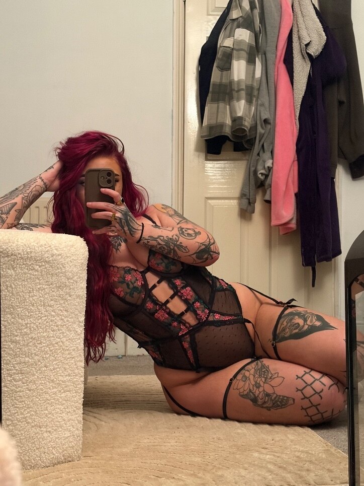 Lilly Knoxx 🦇 profile image