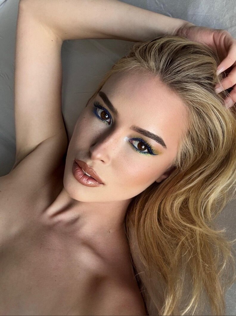 ⭐️ Elena Kamperi profile image