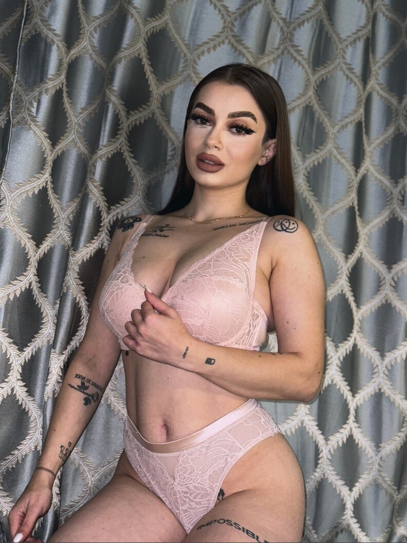 🌷𝓐𝓷𝓭𝓻𝓮𝓮𝓪.𝓴𝓰19 🌷 profile image