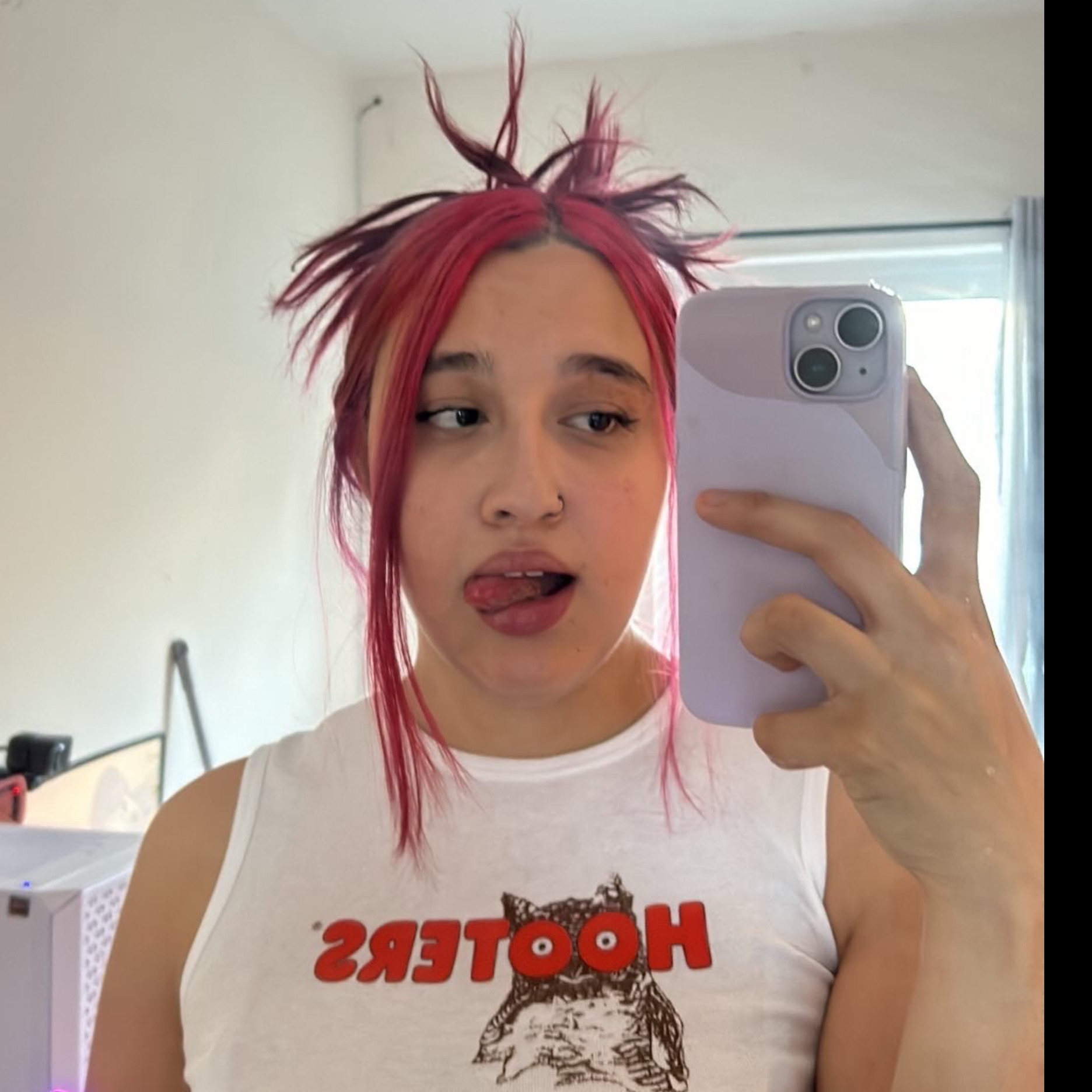 ana | your pocket hairy gf 🌳🫧🩷 profile image
