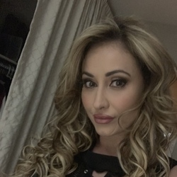 Eva Notty profile image