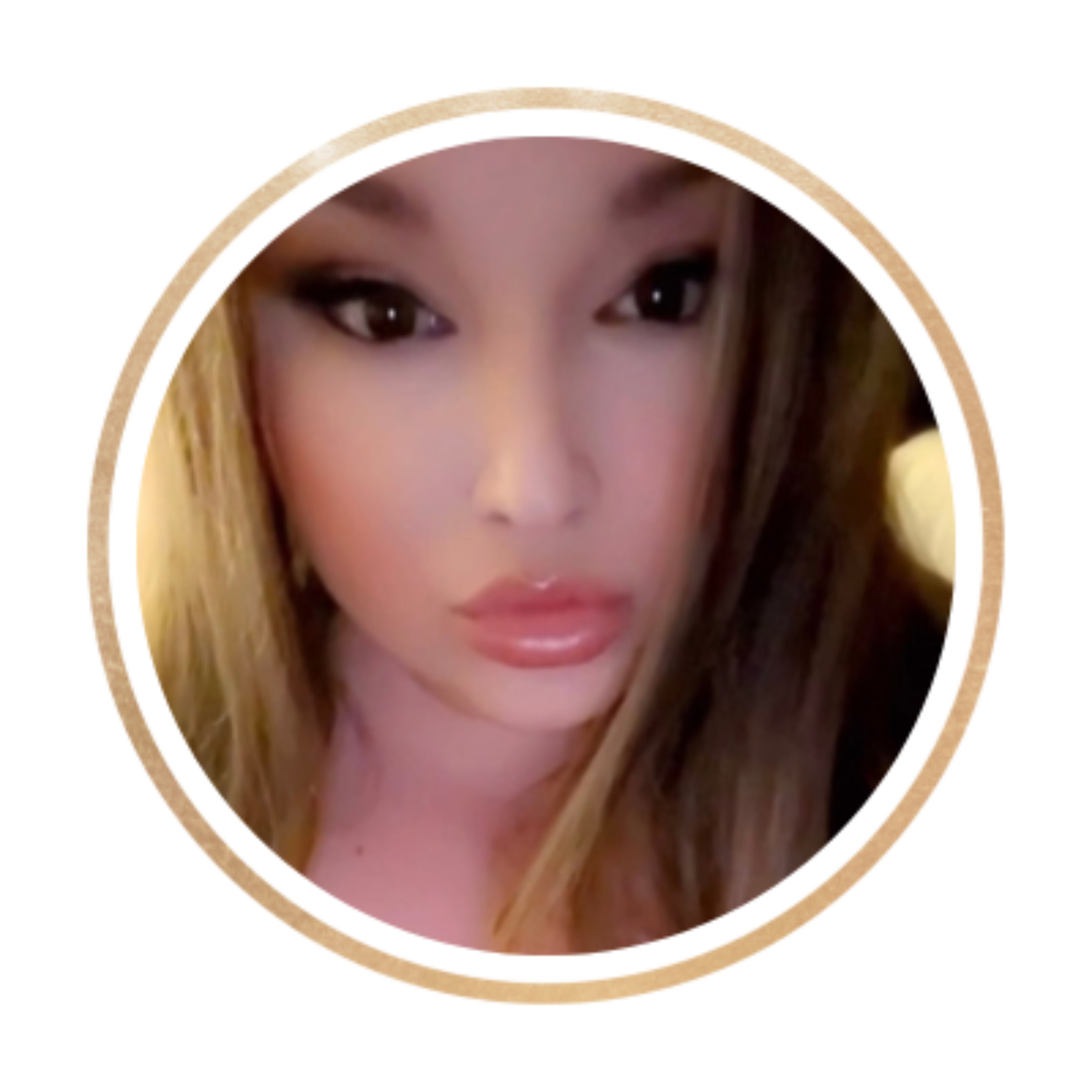 Lucy Purr profile image