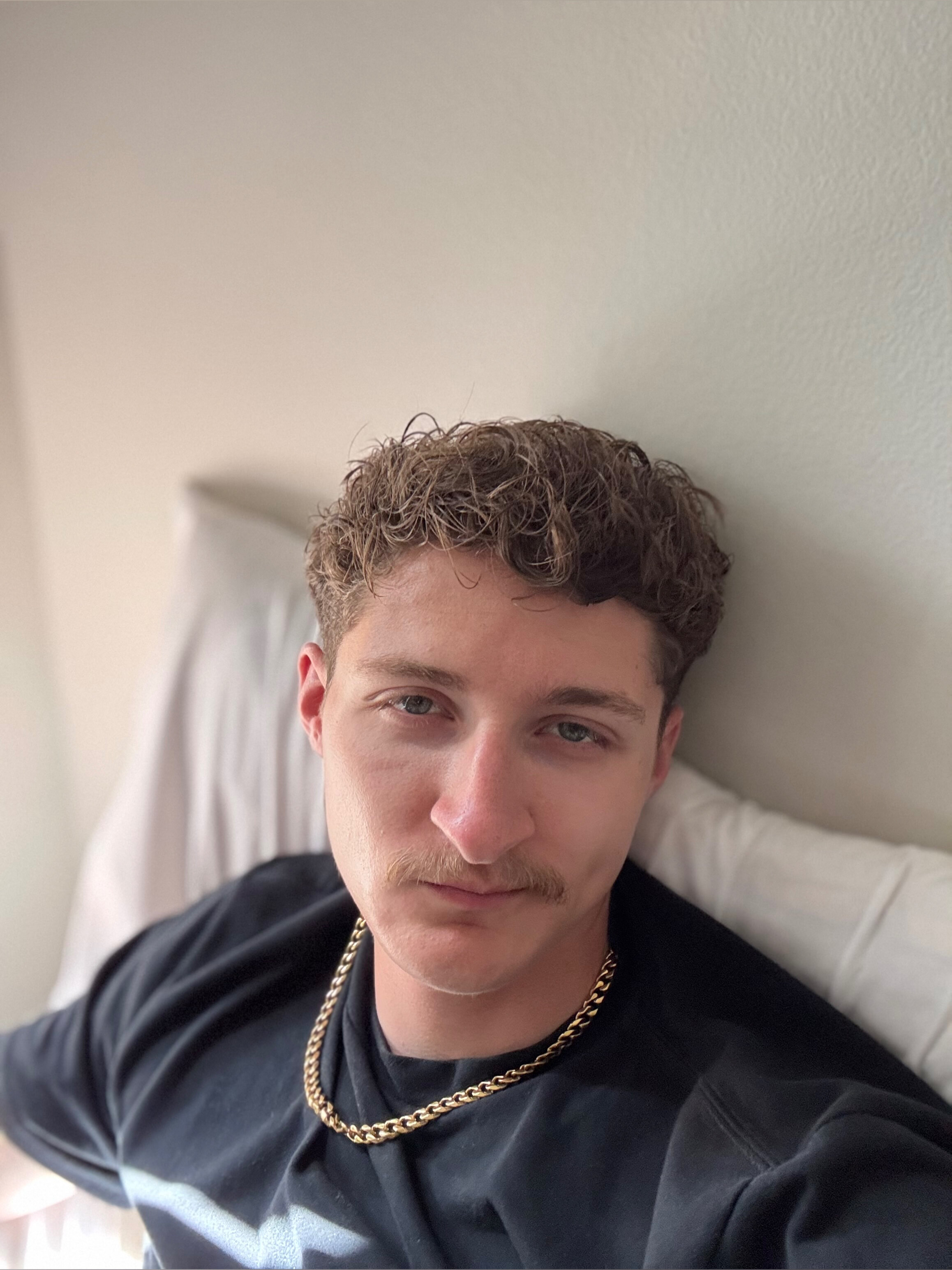 AaronLennoxXx profile image
