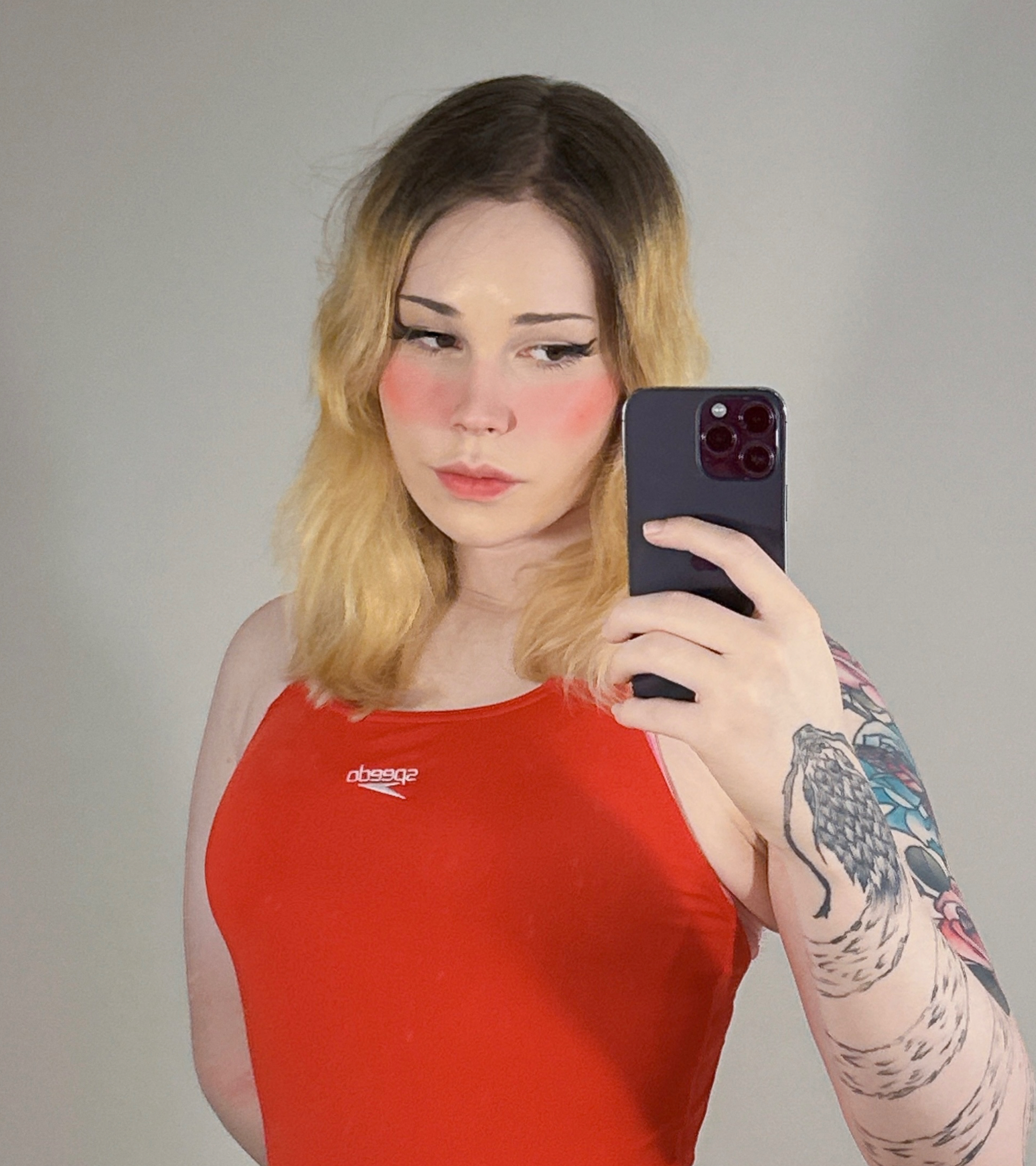 meowriza profile image