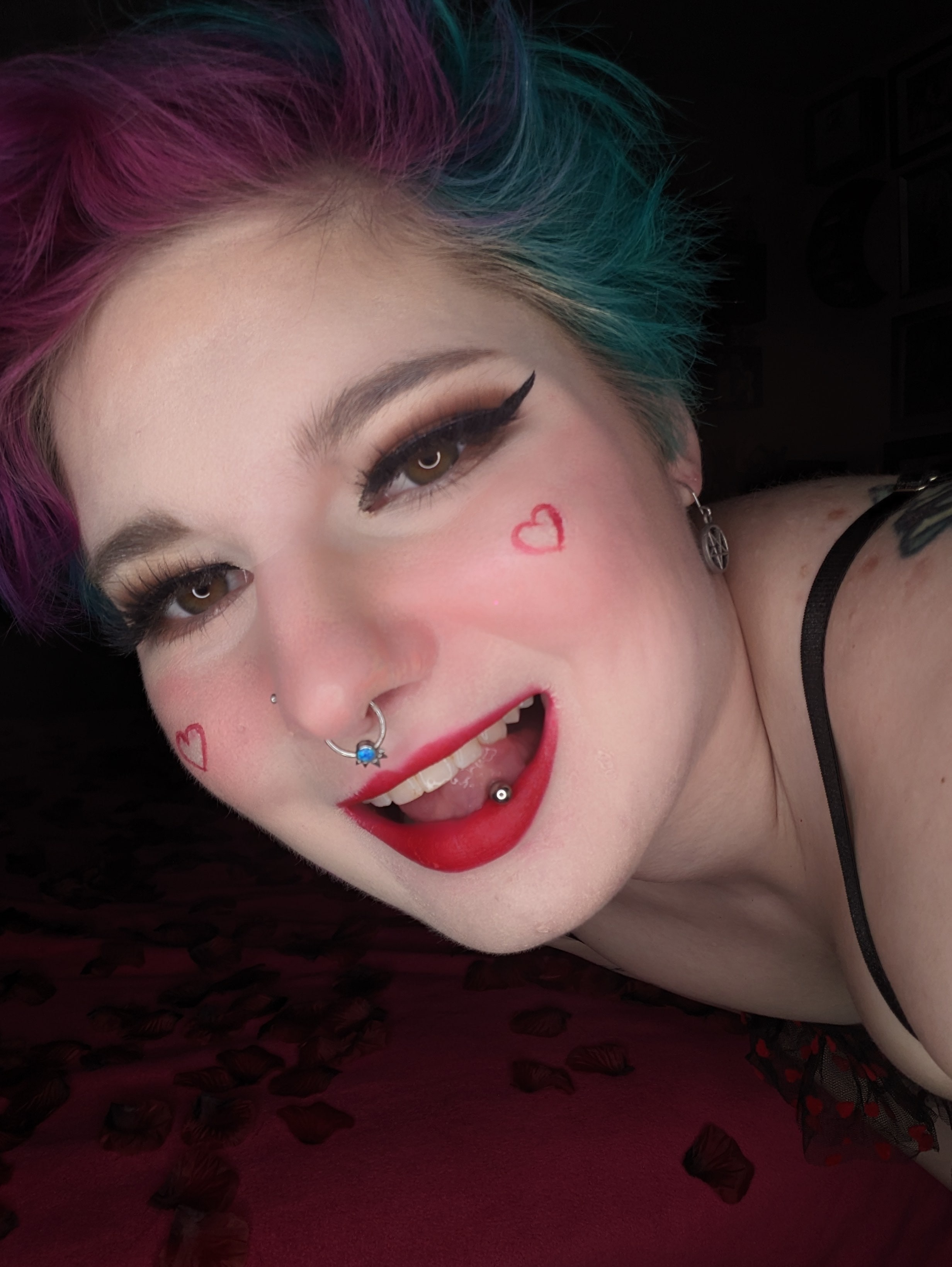 Vampire Priestess Poison profile image