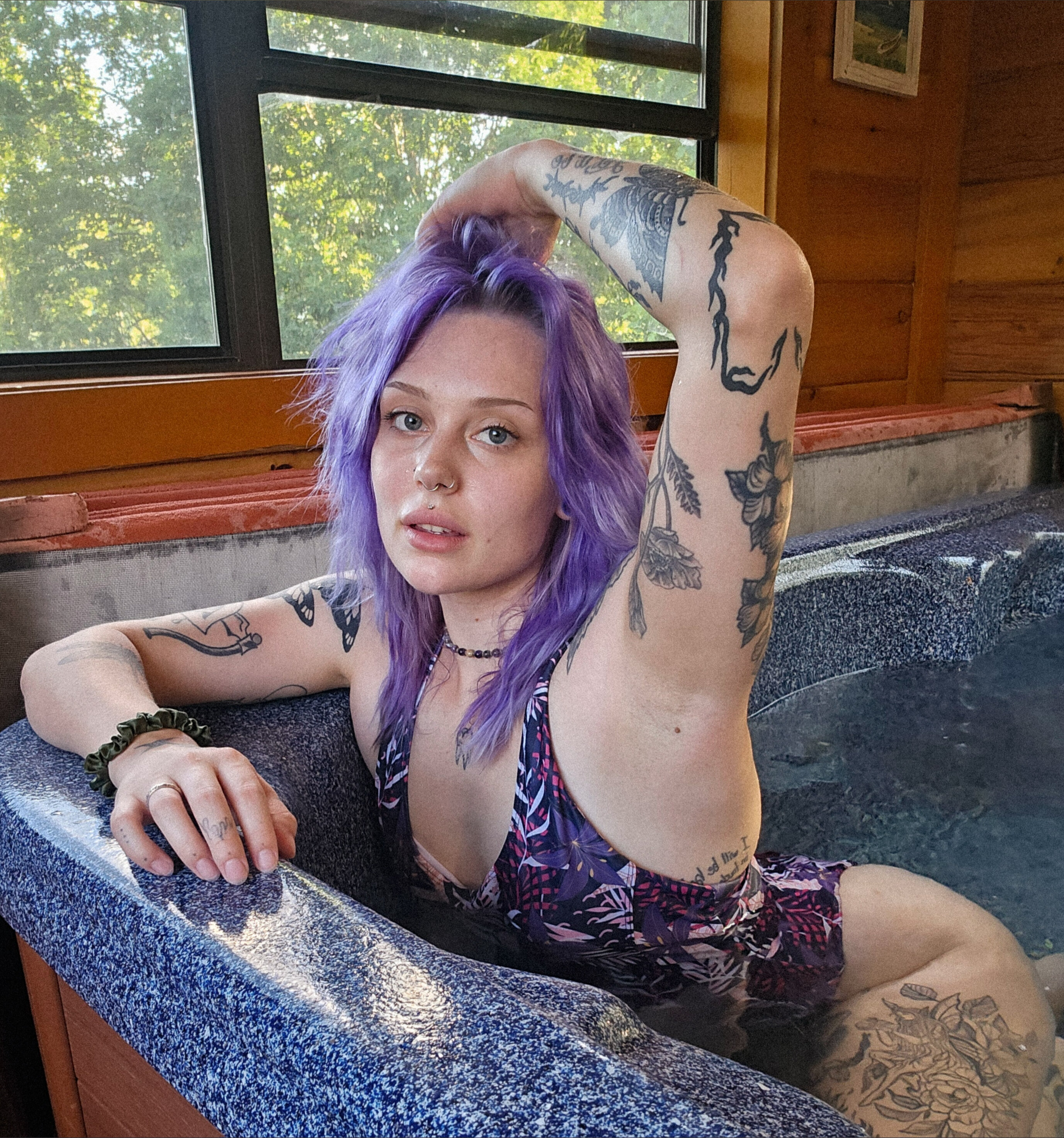 MythicMaggie profile image