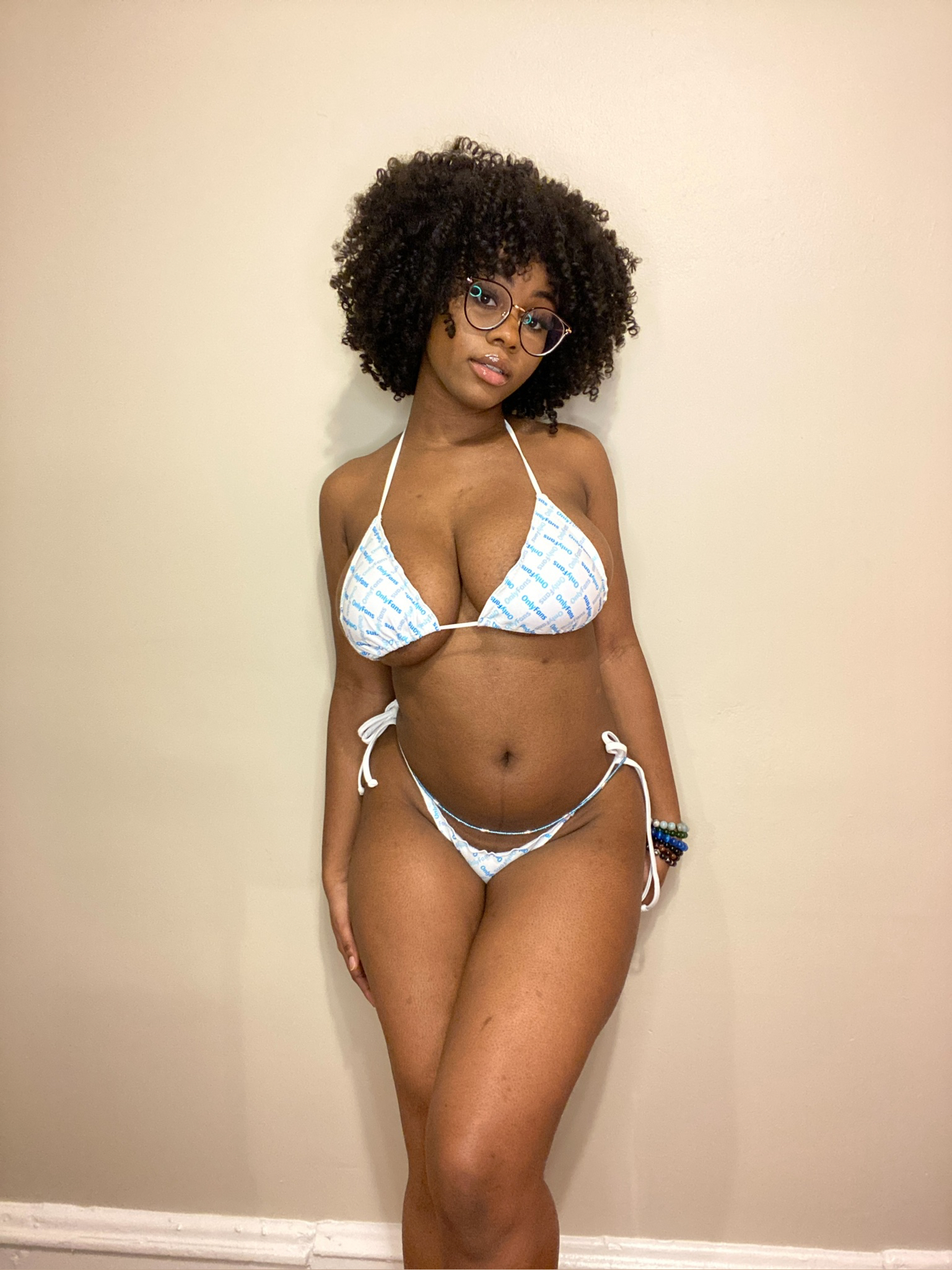 🌸 𝐁𝐨𝐧𝐧𝐢𝐞 🌸 profile image
