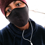 LyriQ. profile image