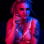 LindaMariana profile image