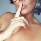 Jessica curves Robert profile image
