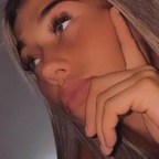 Hollie profile image