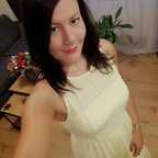 Yourhotwife profile image