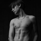 MaxYoung profile image