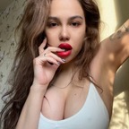 Yesenia 🫐 profile image