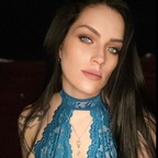Blue eye bombshell booty profile image
