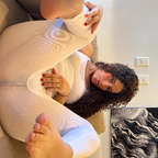 Curly Hotwife profile image