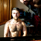 Hairy Pianist profile image
