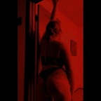 Lovely_Layne profile image