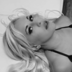 Artistic blonde profile image