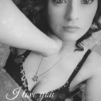 Sydney Love profile image