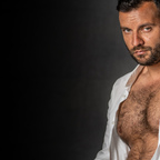 A naughty photographer 📸🇪🇸🇷🇴🏴󠁧󠁢󠁥󠁮󠁧󠁿 profile image