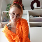 Flora 🦊 HOT HAIRY REDHEAD profile image
