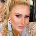 Model/Influence profile image