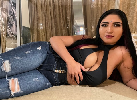 20 Y/O iNDiAN PUSSY 🇮🇳 cover image