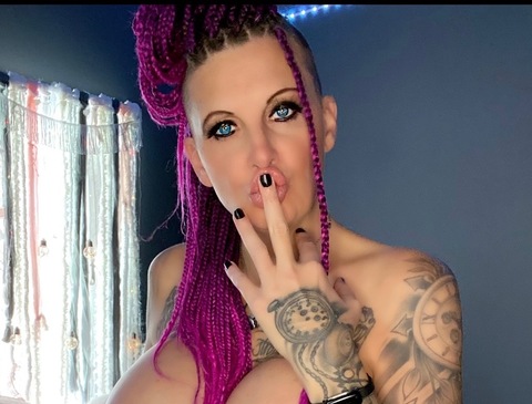 🌈 Ryvka Raynbeaux 🌈 cover image