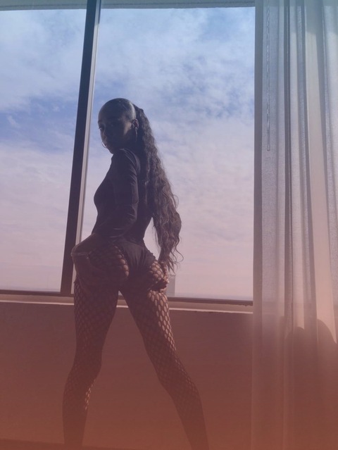 Honey Persausion cover image