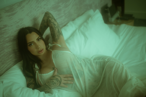 Cassie Curses FREE cover image