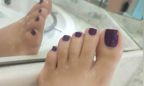 Dine feet cover image