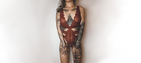 Amy🖤 cover image