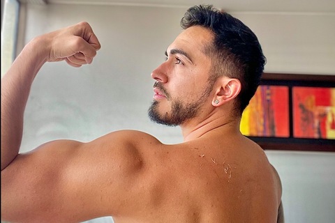 Cristian Giraldo cover image