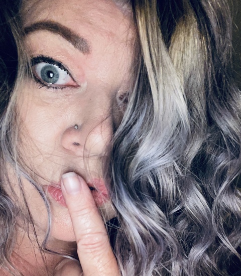 Ladylikethat cover image