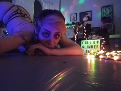 GLIMMER🔥Fetish Model😈 cover image