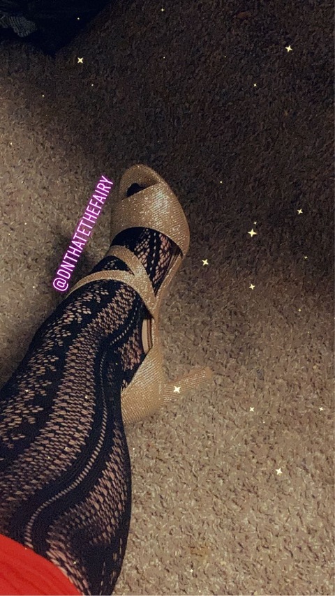 It’s fairy bitch 🧚‍♀️ cover image