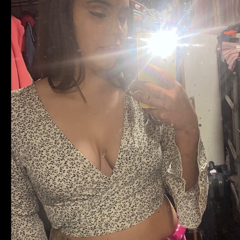Katmiua 🌸 cover image