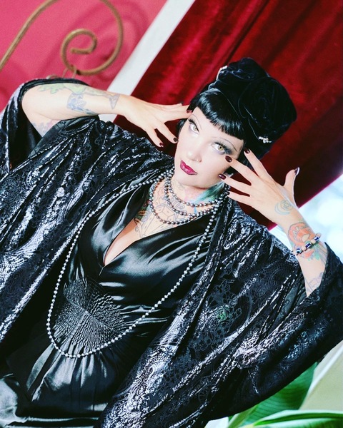 Madame Tzarina cover image