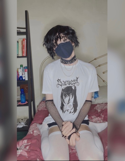 femboy_alma cover image