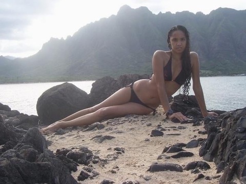 LadyGanjaHawaii 🌺 🔥 💨 😘🤙🏽 cover image