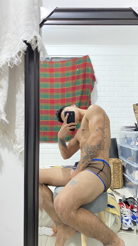 CHRIS FUENTES 🔥 cover image