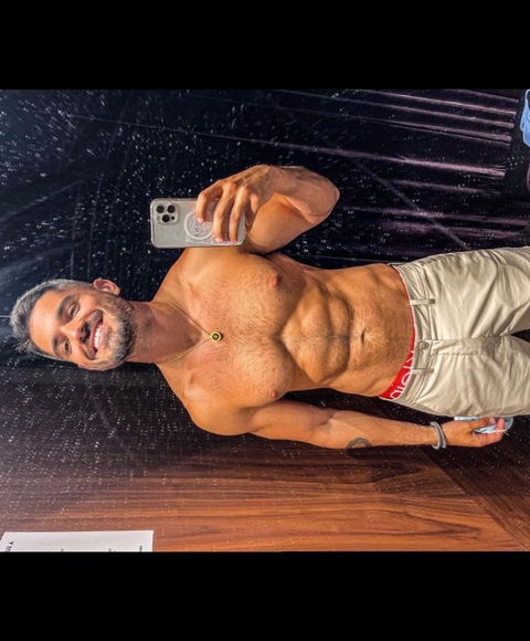 William R. 9 INCH 🍆 cover image