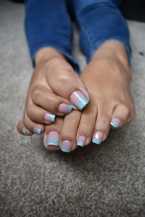 Tropical Tootsies cover image