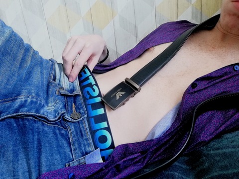 Mr_Hot_Leon cover image